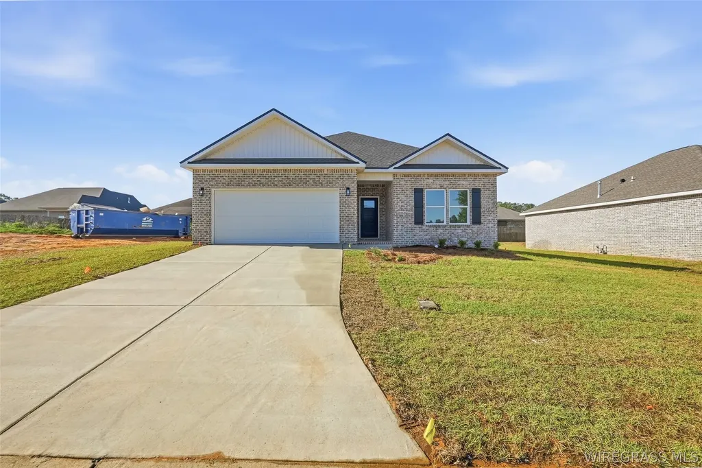 329 Thornbird Loop Enterprise AL 36330
