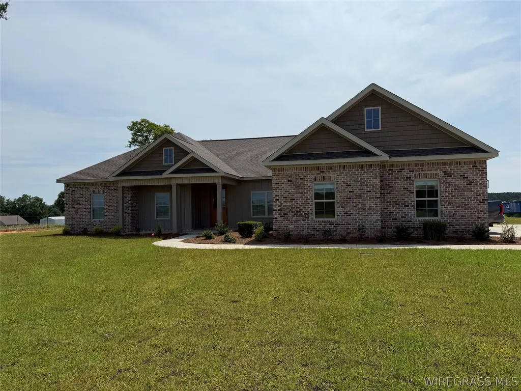 1498 County Road 723 Chancellor AL 36316