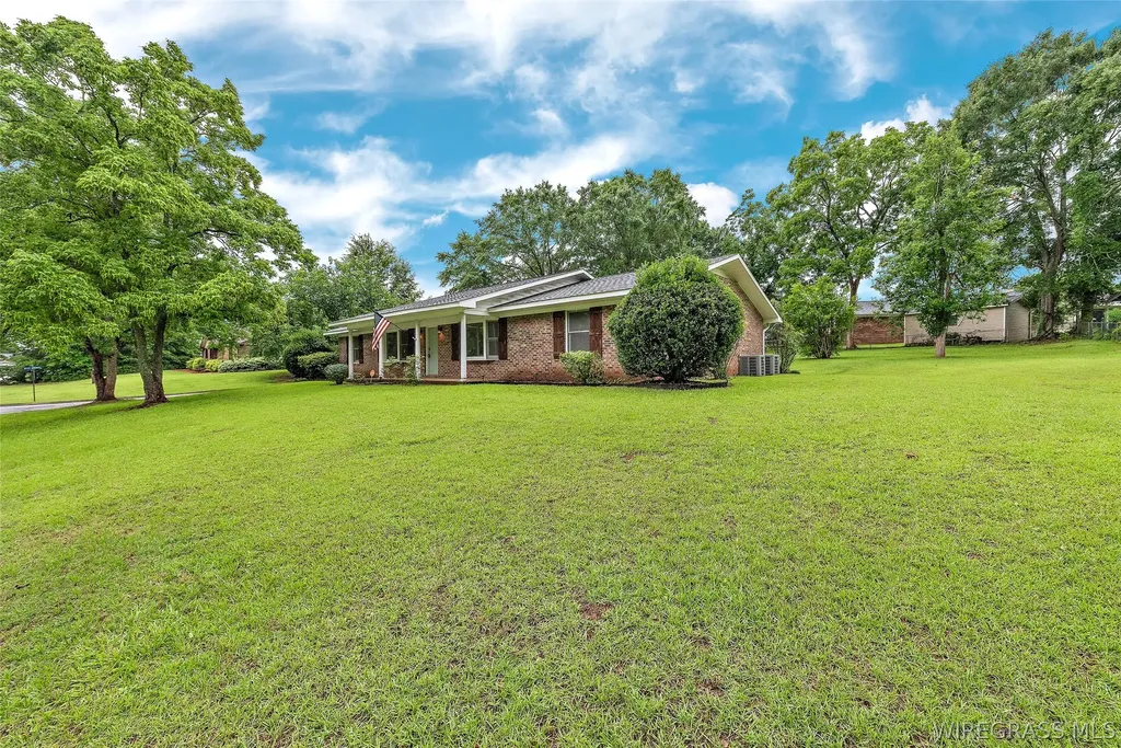 401 Janice Street Enterprise AL 36330