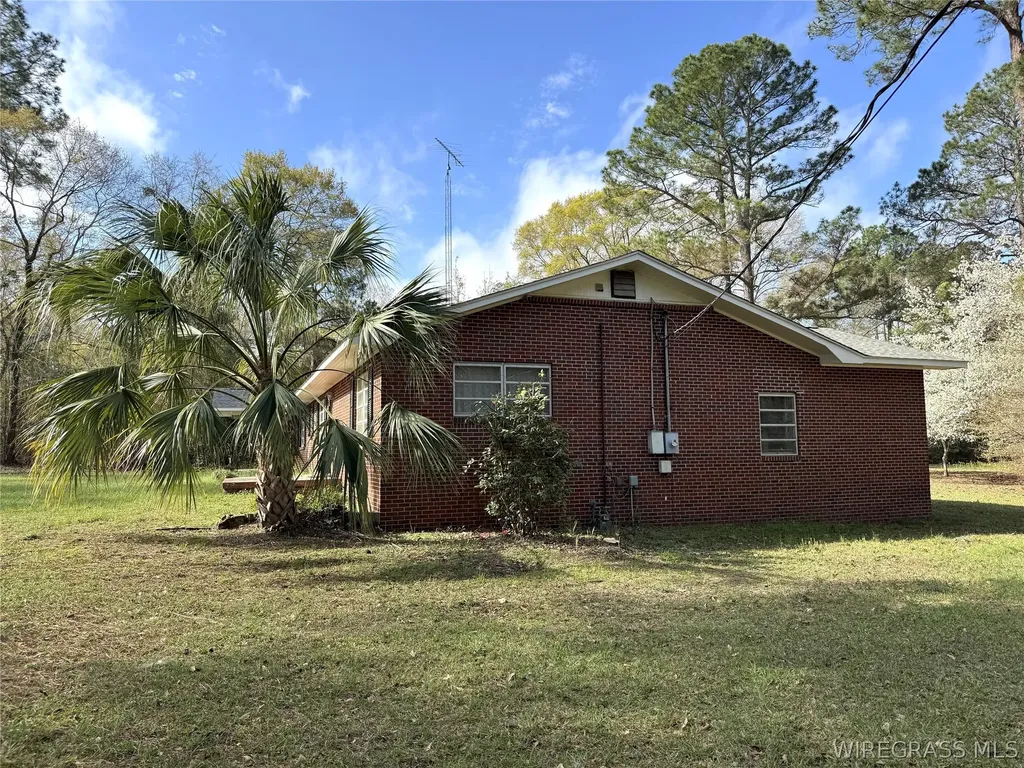 1620 Campbellton Highway Dothan AL 36301