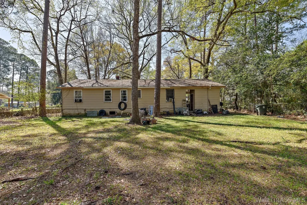 1472 W Selma Street Dothan AL 36301