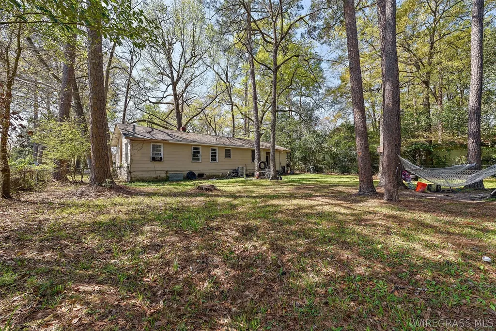 1472 W Selma Street Dothan AL 36301