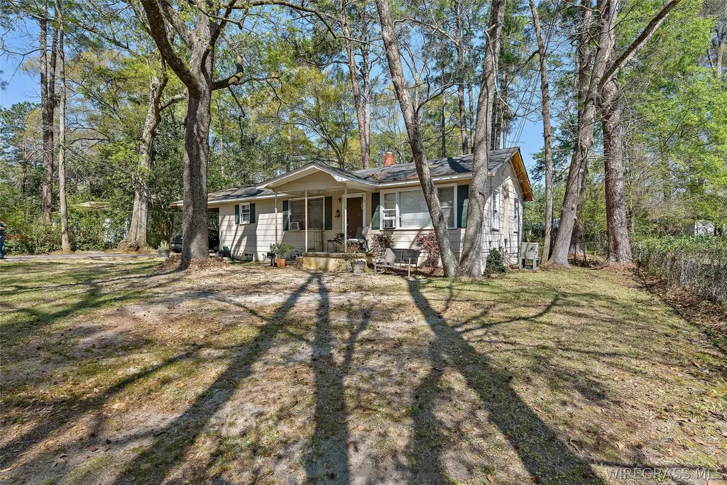 1472 W Selma Street Dothan AL 36301