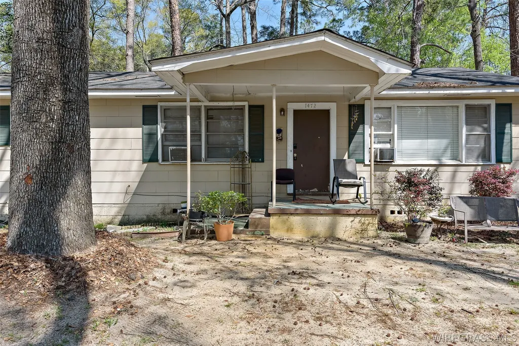 1472 W Selma Street Dothan AL 36301