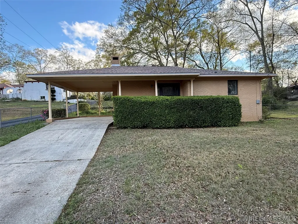 63 Edgewood Drive Daleville AL 36322