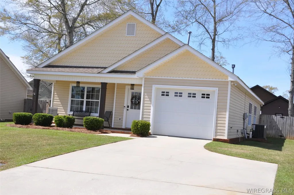 211 Winterberry Way Enterprise AL 36330