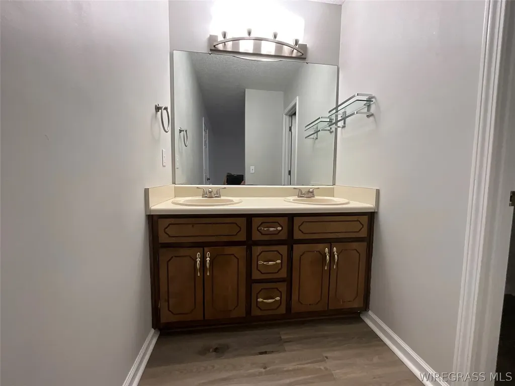 125 Pineridge Drive Enterprise AL 36330