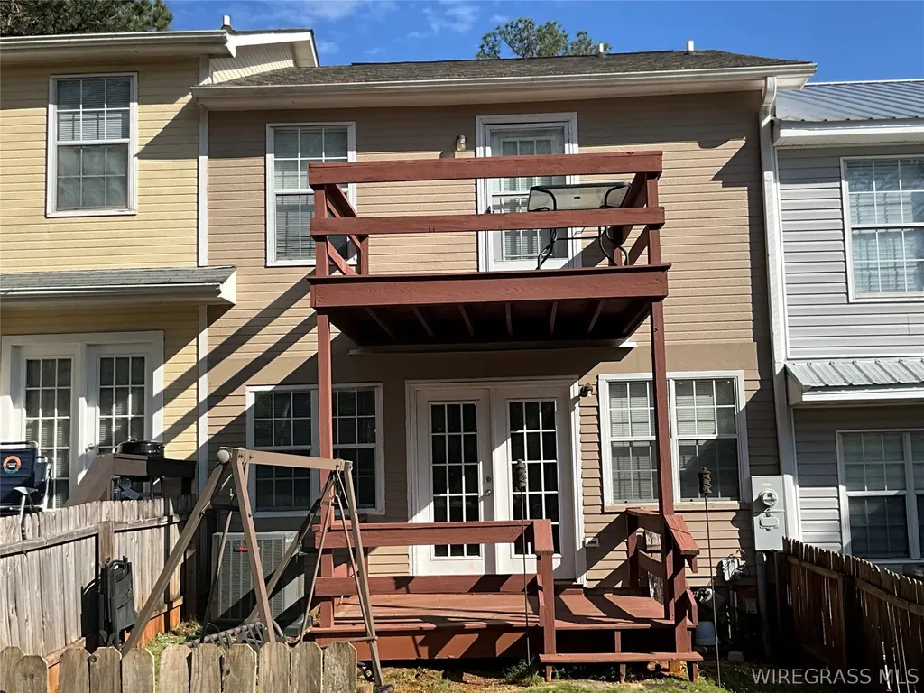 125 Pineridge Drive Enterprise AL 36330