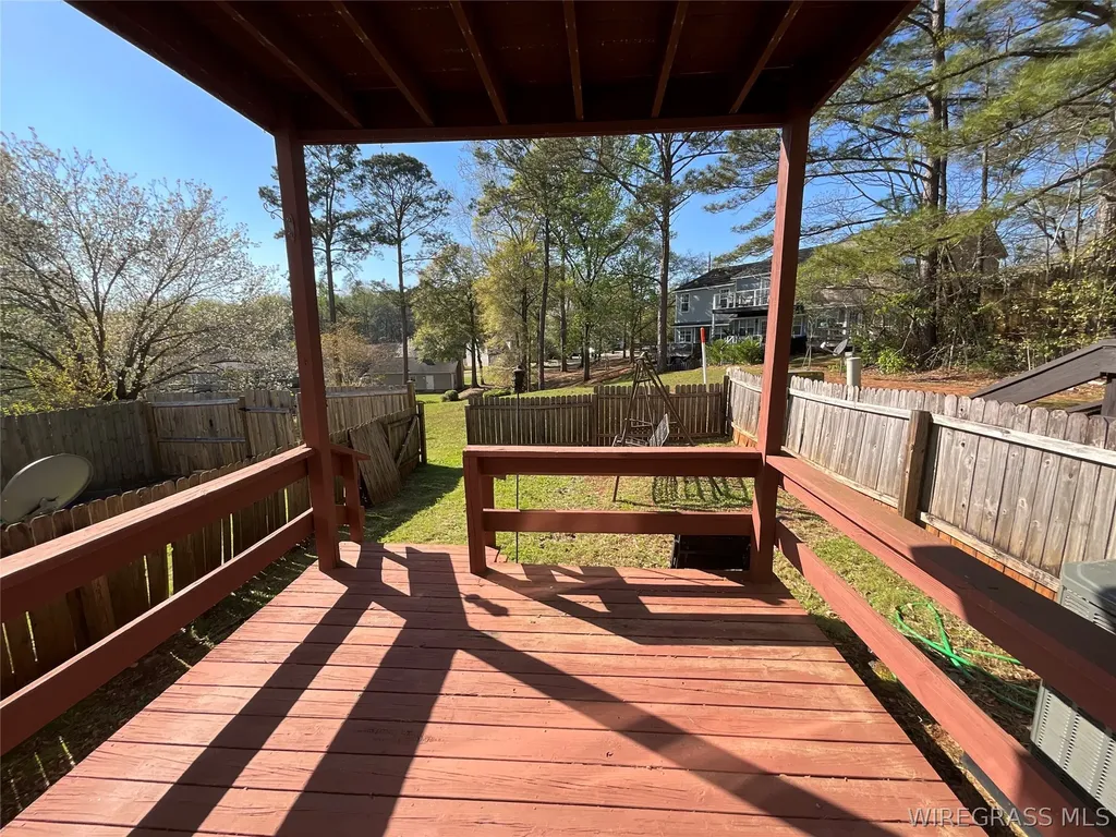 125 Pineridge Drive Enterprise AL 36330