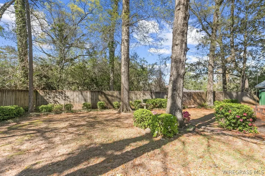 166 Garner Drive Ozark AL 36360