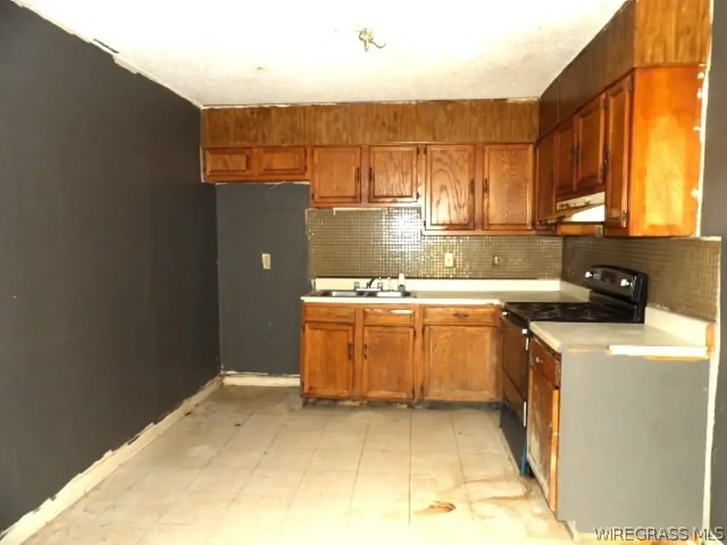 14 Meadow Grove Court Clio AL 36017