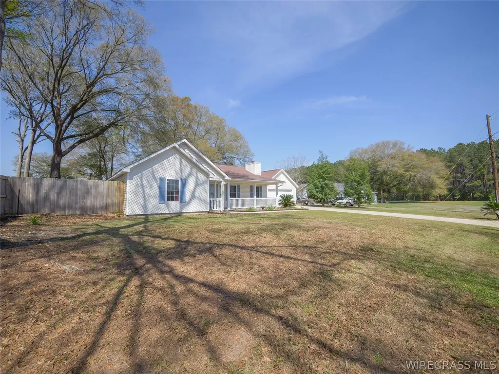 112 Courtland Drive Enterprise AL 36330