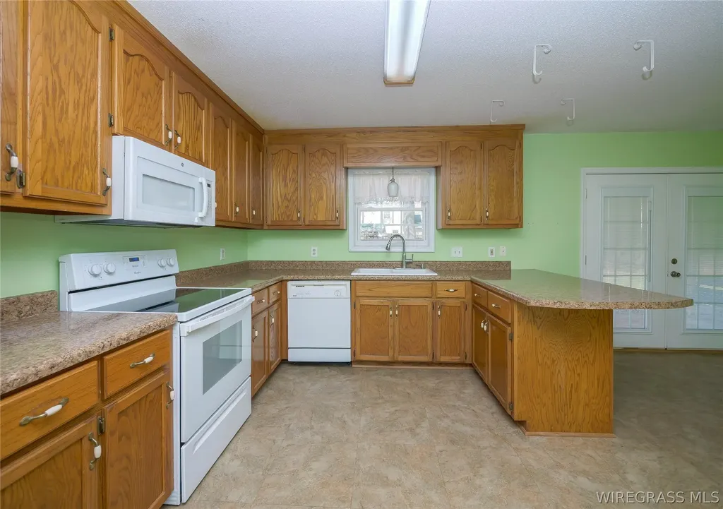 112 Courtland Drive Enterprise AL 36330