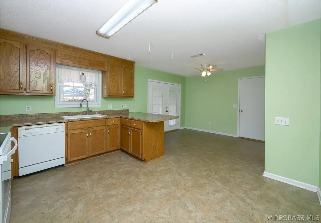 112 Courtland Drive Enterprise AL 36330
