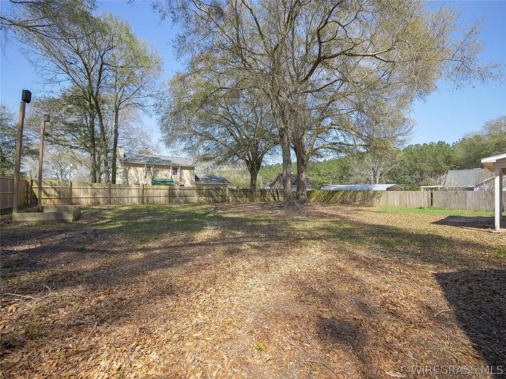 112 Courtland Drive Enterprise AL 36330