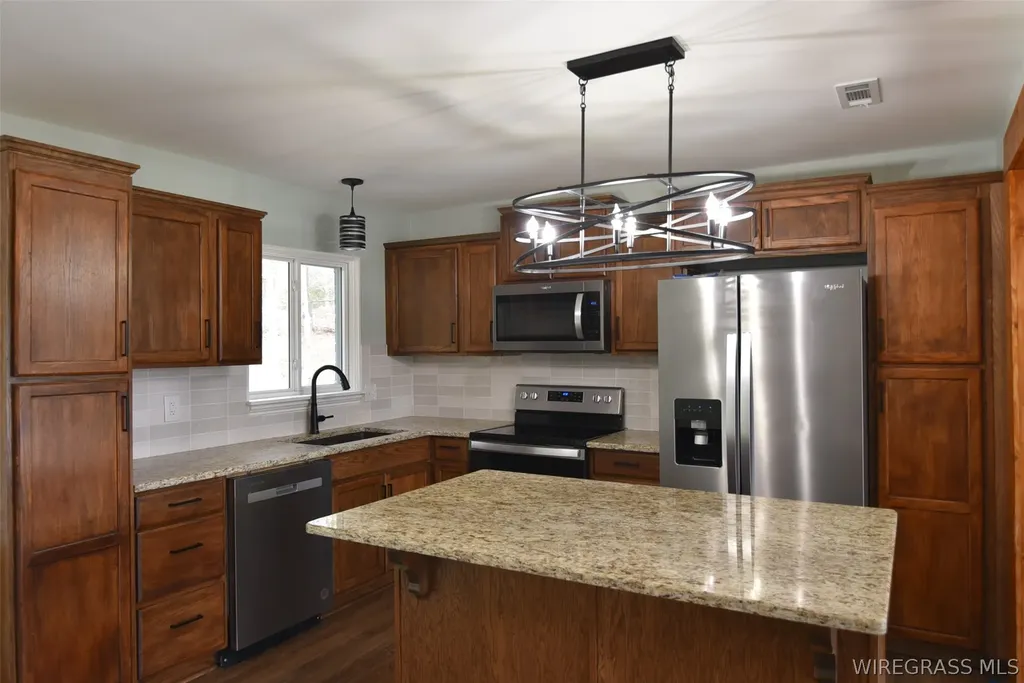 120 Brookfield Road Ozark AL 36360