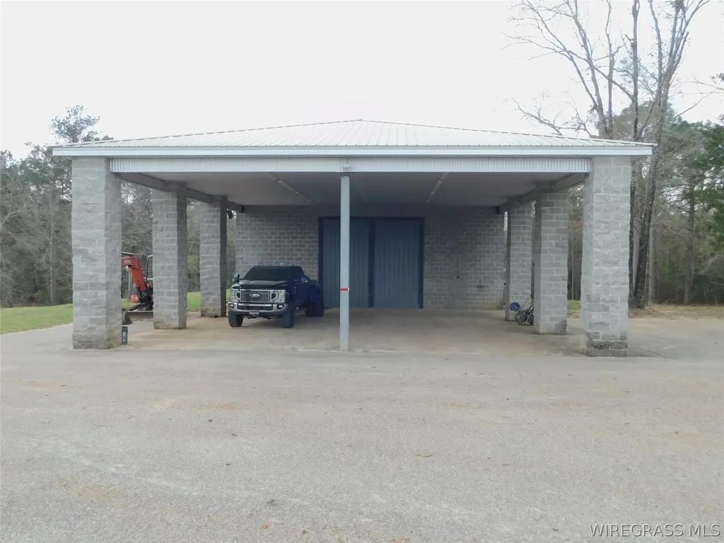 7016 Jd Williamson Road Red Level AL 36474