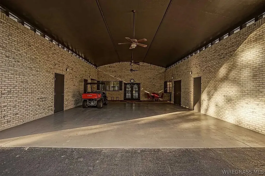 7016 Jd Williamson Road Red Level AL 36474