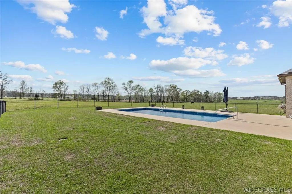 8262 County Road 636 Chancellor AL 36316
