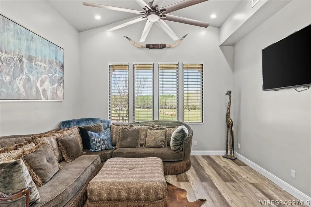 8262 County Road 636 Chancellor AL 36316
