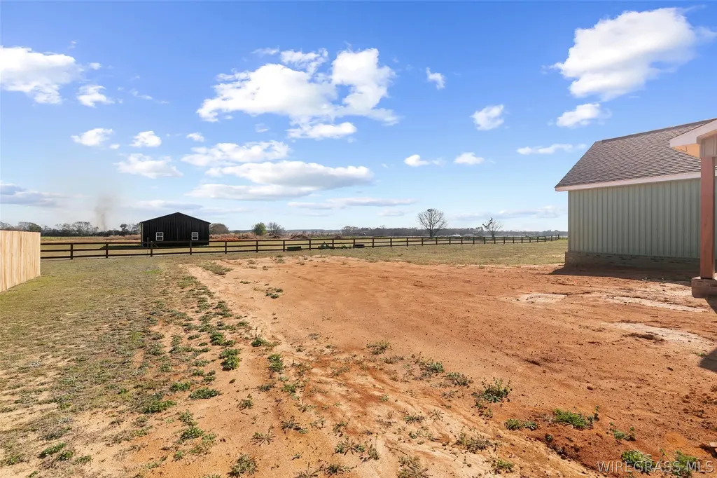 797 Judge Logue Road Newton AL 36352