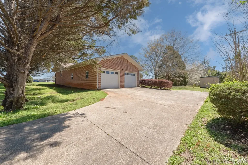 100 Doe Street Enterprise AL 36330