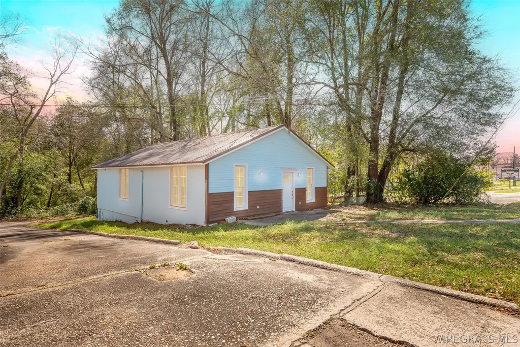 410 Glover Avenue Enterprise AL 36330