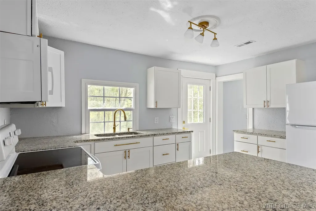 410 Glover Avenue Enterprise AL 36330