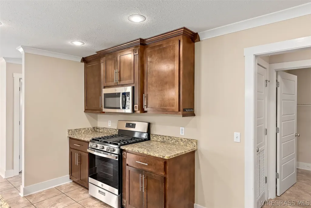 122 Flatrock Drive Enterprise AL 36330