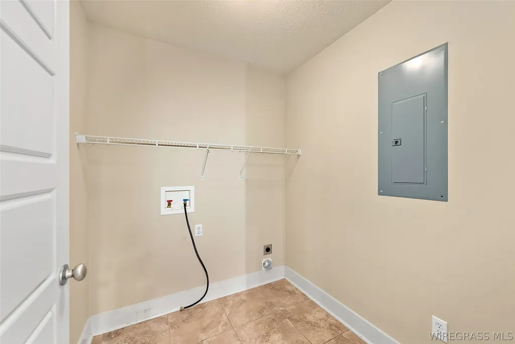 122 Flatrock Drive Enterprise AL 36330