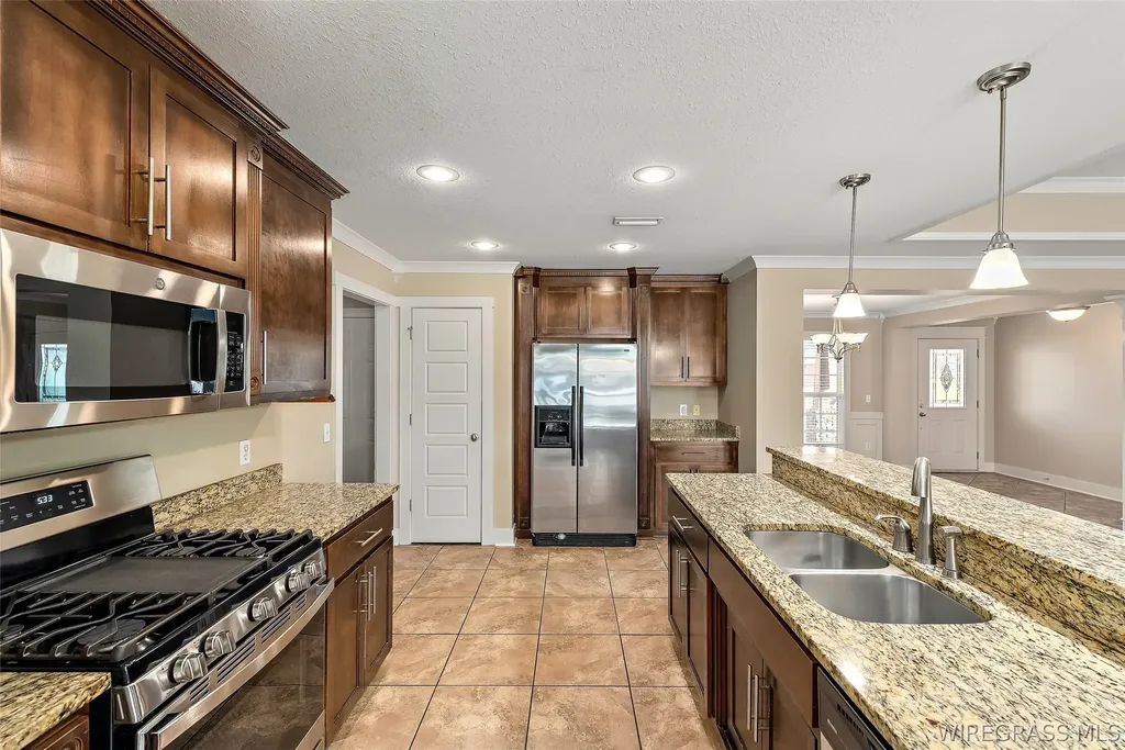 122 Flatrock Drive Enterprise AL 36330