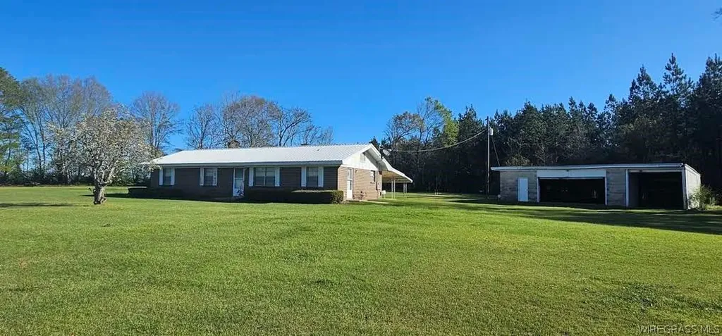 4720 W County Road 19 Ariton AL 36311