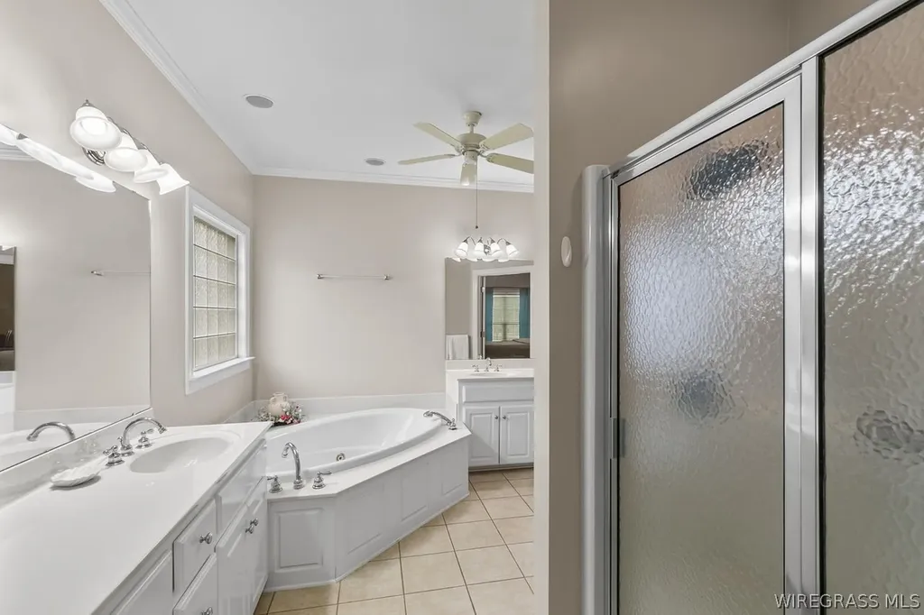 127 Glencoe Way Dothan AL 36305