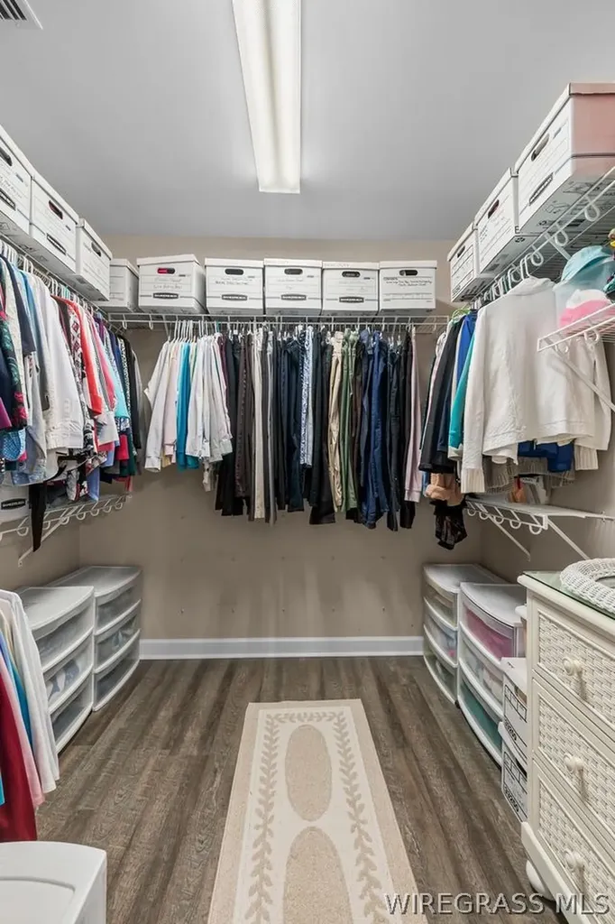 127 Glencoe Way Dothan AL 36305