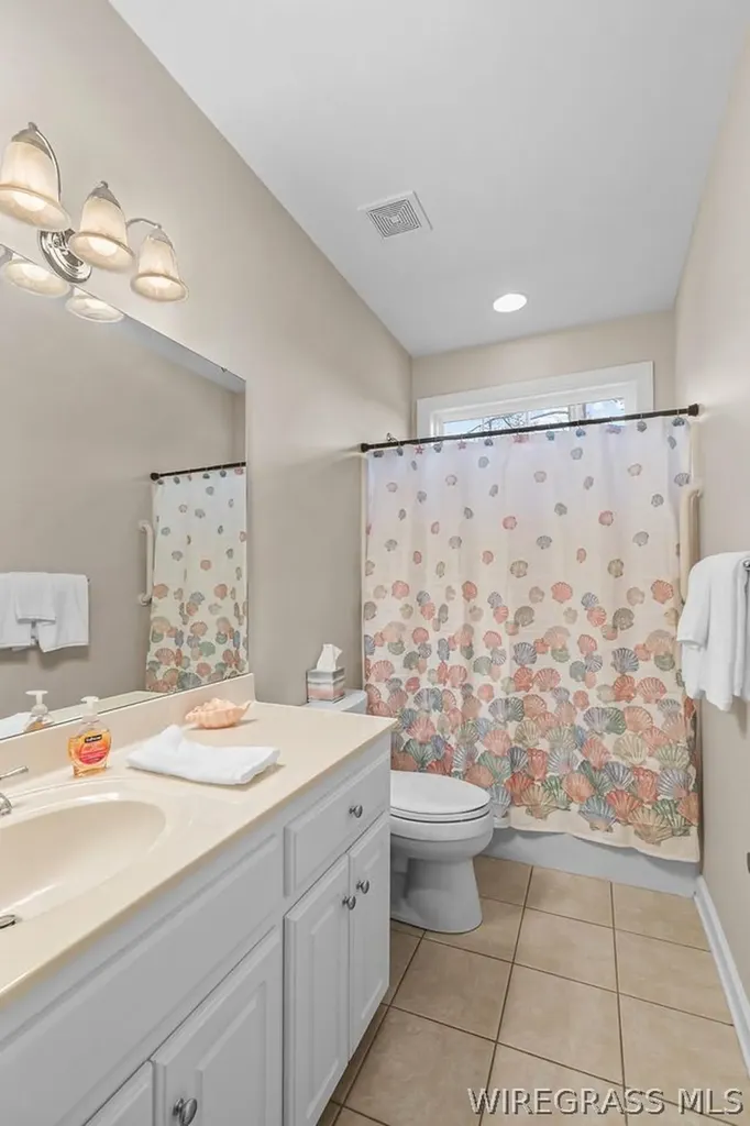 127 Glencoe Way Dothan AL 36305