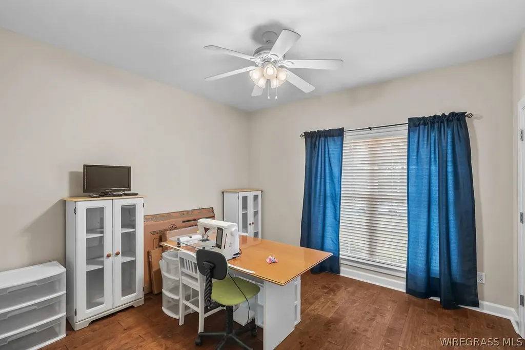 127 Glencoe Way Dothan AL 36305