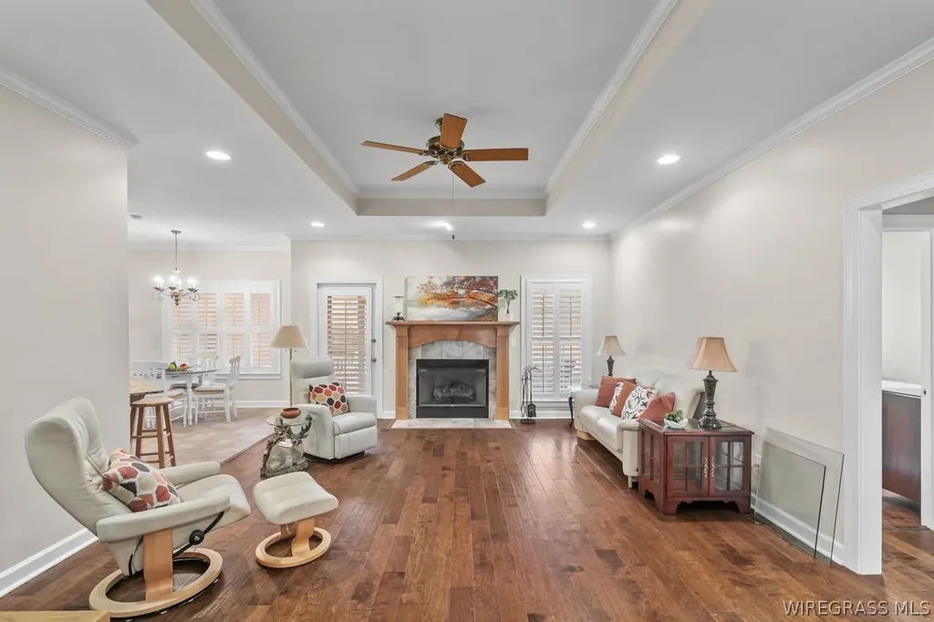 127 Glencoe Way Dothan AL 36305