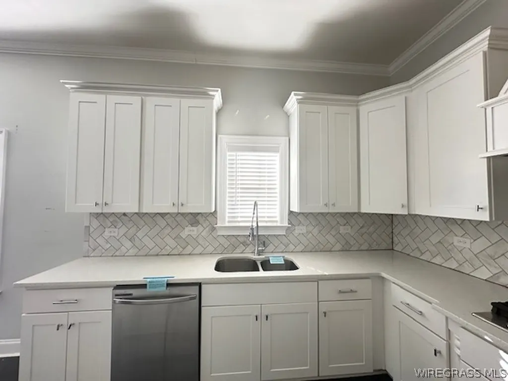 225 Puent Drive Dothan AL 36301