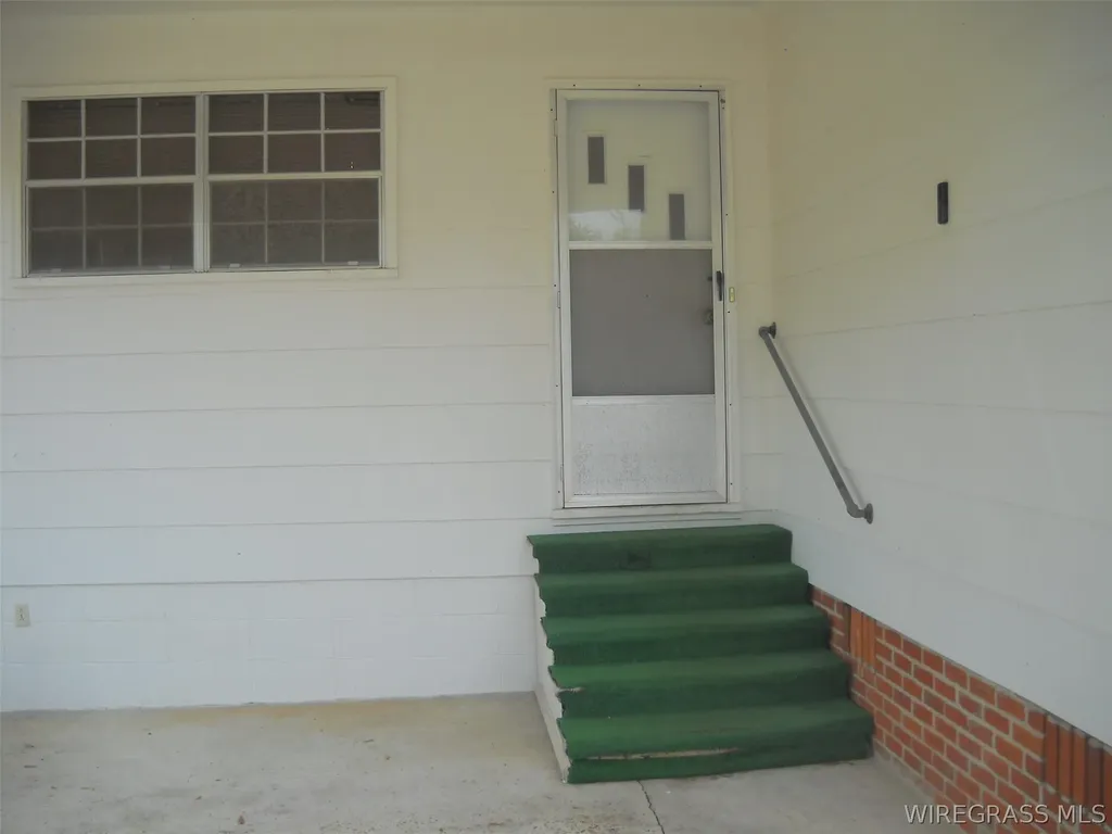 275 White Avenue Ozark AL 36360