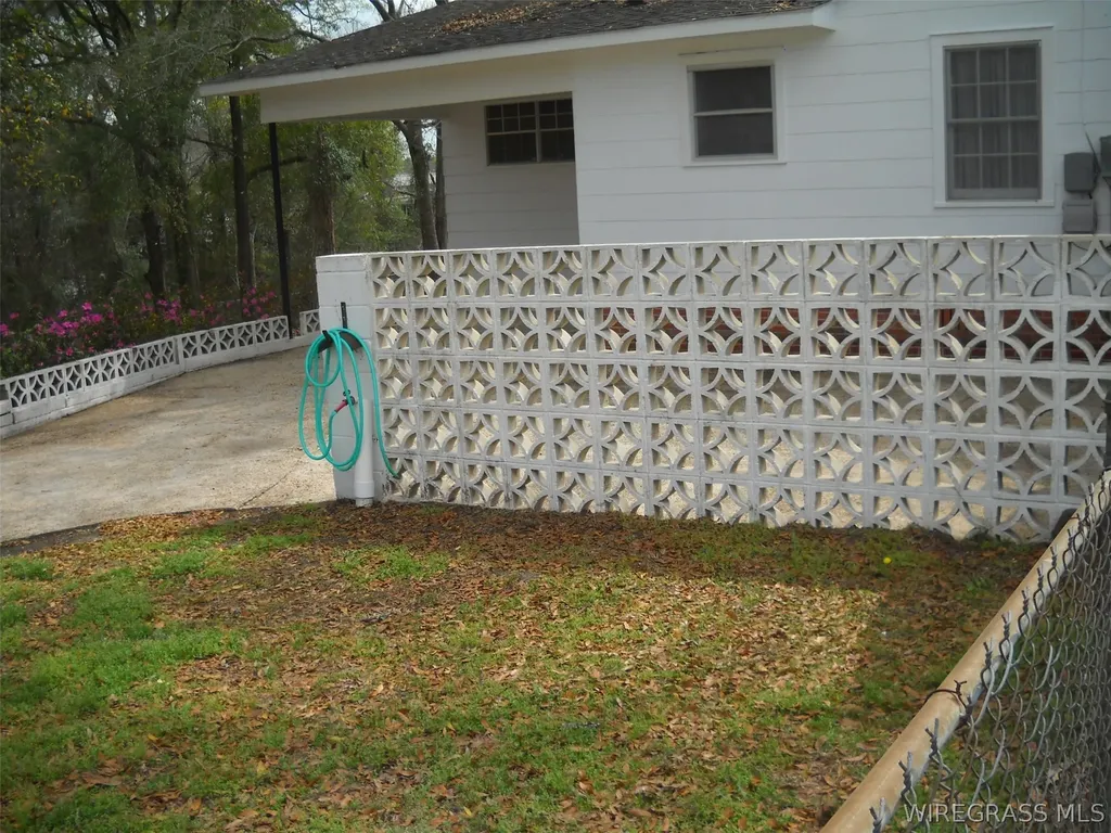 275 White Avenue Ozark AL 36360