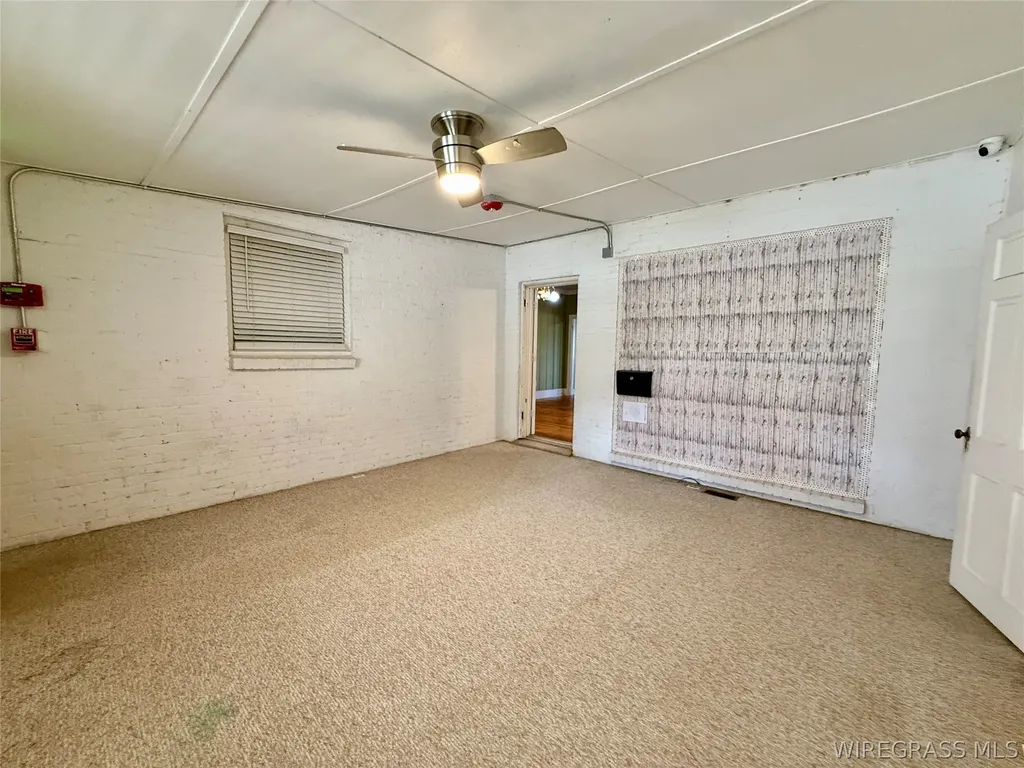 209 W Main Street Hartford AL 36344