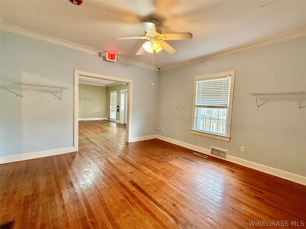 209 W Main Street Hartford AL 36344