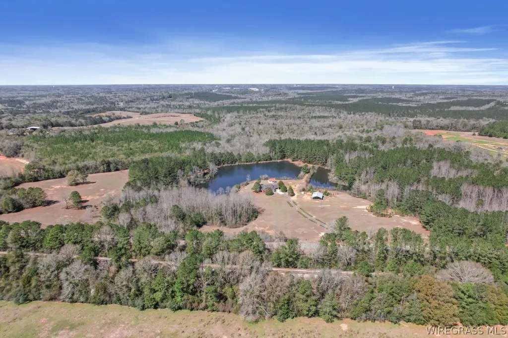 2133 County Road 30 Ozark AL 36360