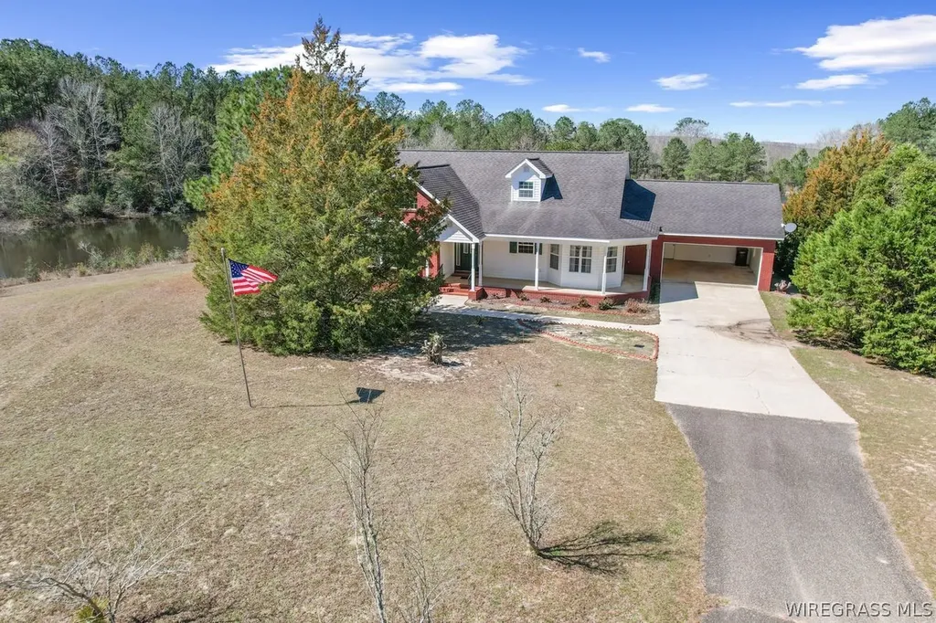 2133 County Road 30 Ozark AL 36360