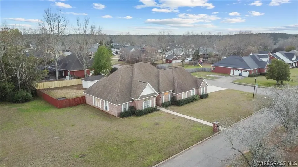 1101 Whitfield Avenue Dothan AL 36305