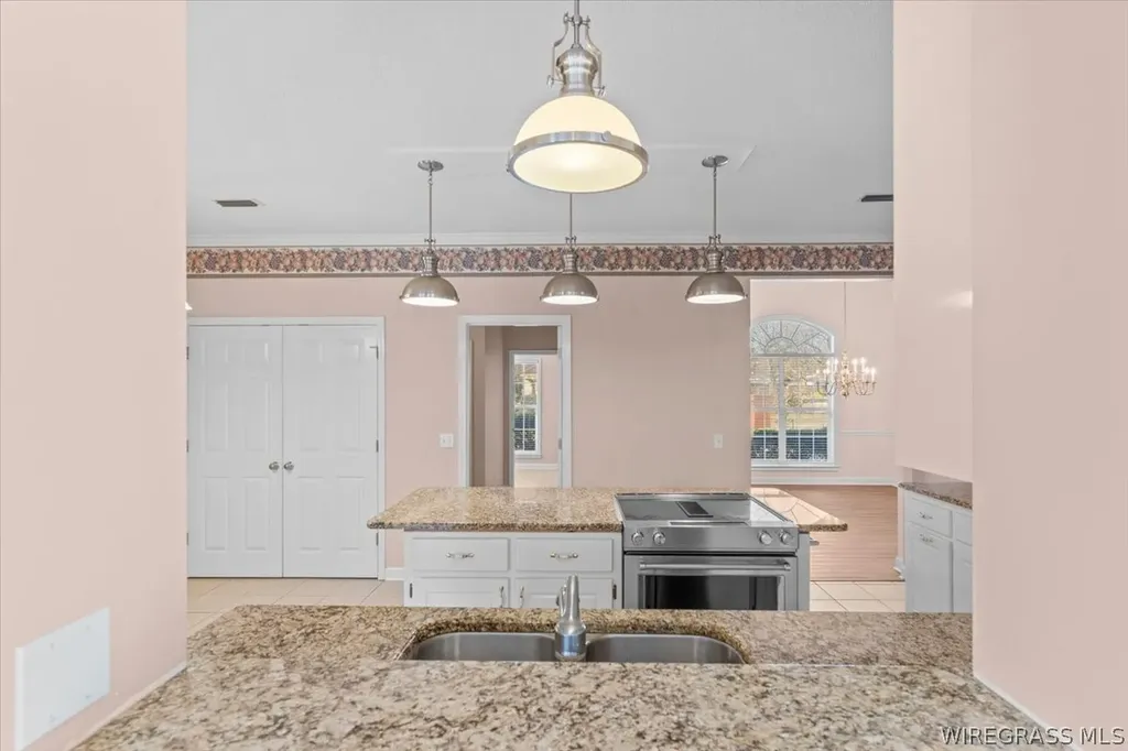 1101 Whitfield Avenue Dothan AL 36305