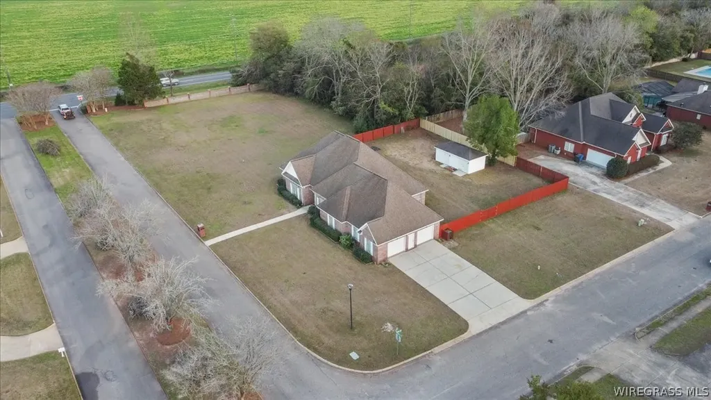 1101 Whitfield Avenue Dothan AL 36305