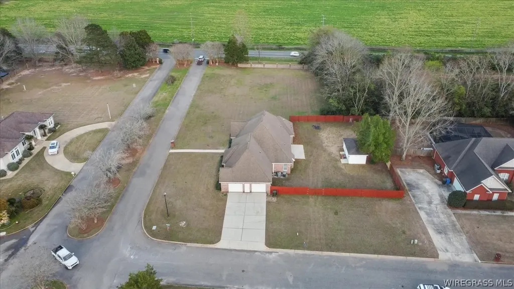 1101 Whitfield Avenue Dothan AL 36305