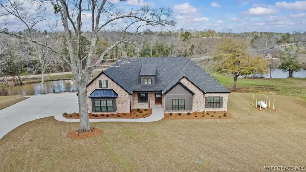 115 County Road 561 Enterprise AL 36330