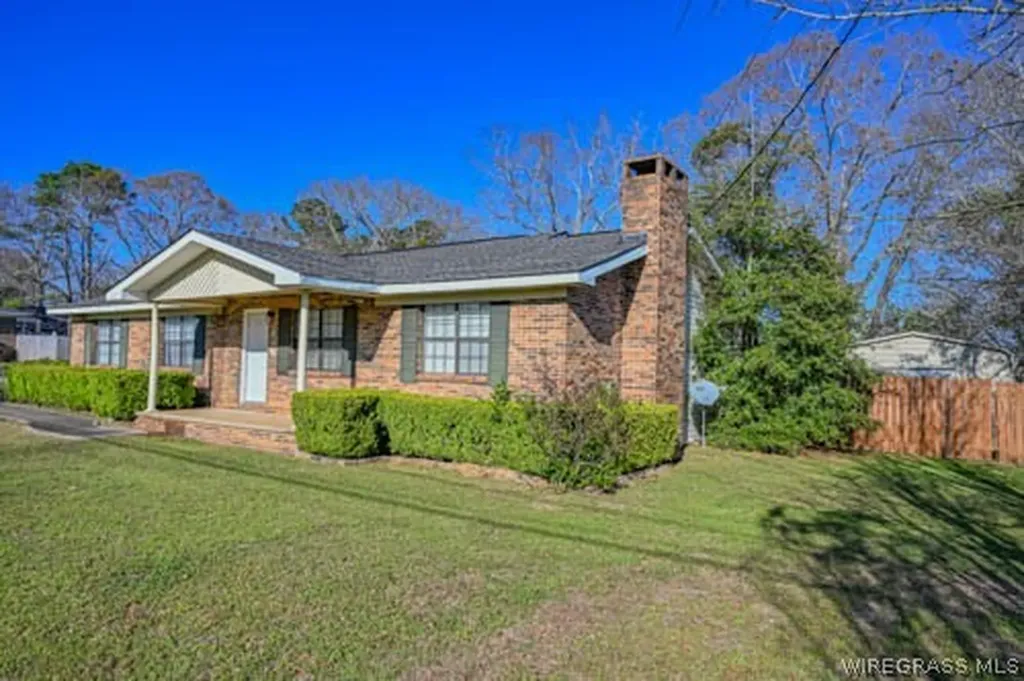 928 E Lee Street Enterprise AL 36330